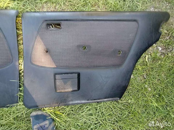 Мерседес 123 дверные карты