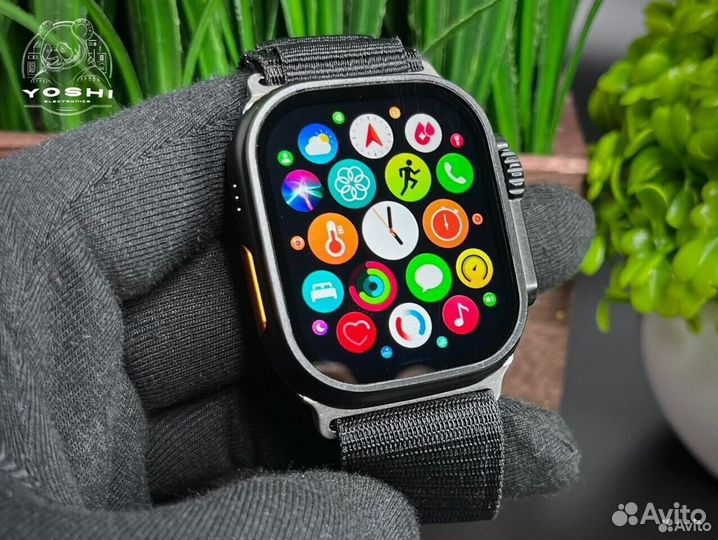 Apple Watch 8 Ultra 49mm + Starlight Loop