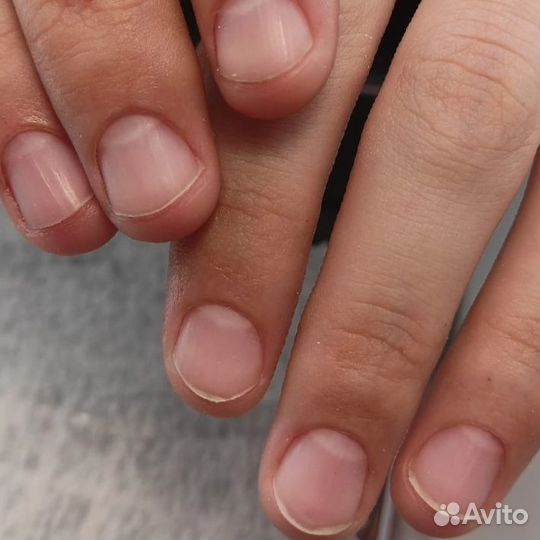 Услуги маникюра