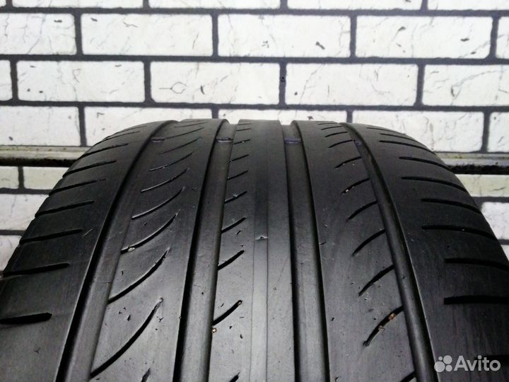 Pirelli Powergy 245/40 R19 98Y