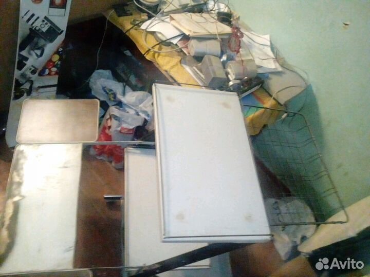 Продаётся стол-стойка для компьютера