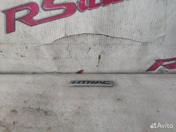 Эмблема багажника задняя Hyundai Santa Fe 4