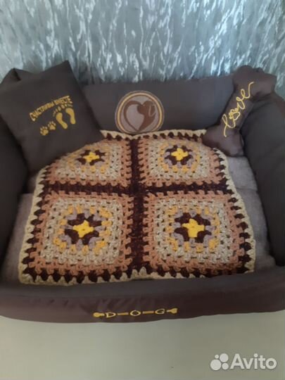 Лежанка для собак