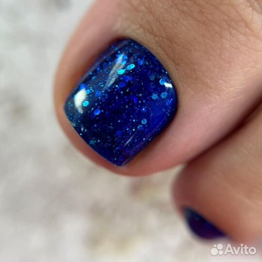 Наращивание ногтей / педикюр / маникюр