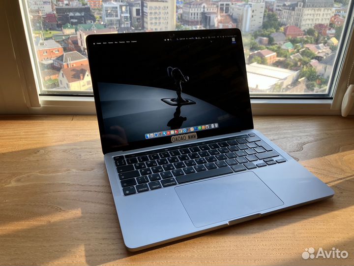 Macbook pro 13 2020 m1 16gb 256gb