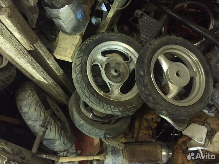 Запчасти на Скутера