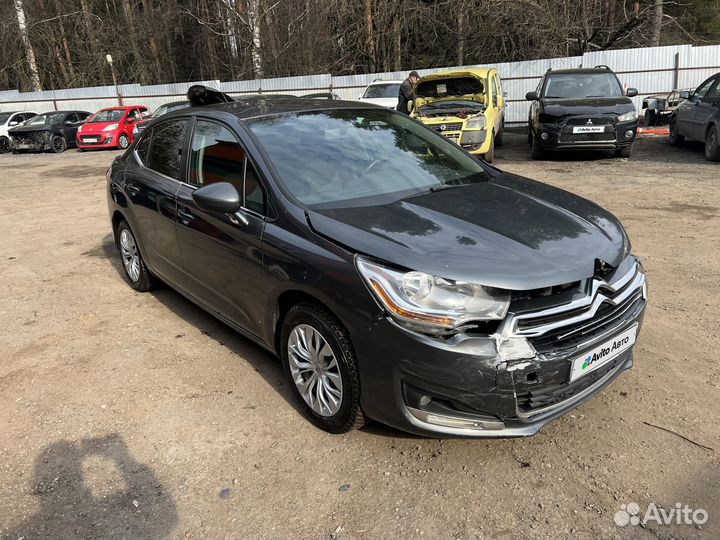 Citroen C4 1.6 AT, 2014, битый, 162 000 км