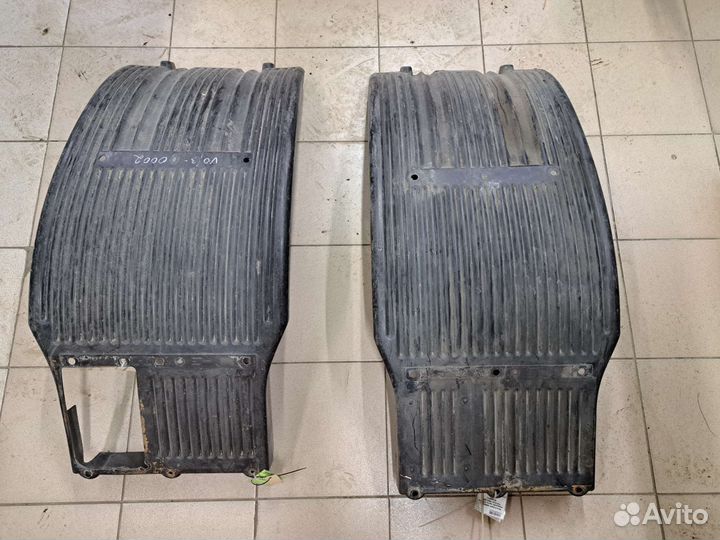 Крыло переднего колеса передняя часть volvo FH 12