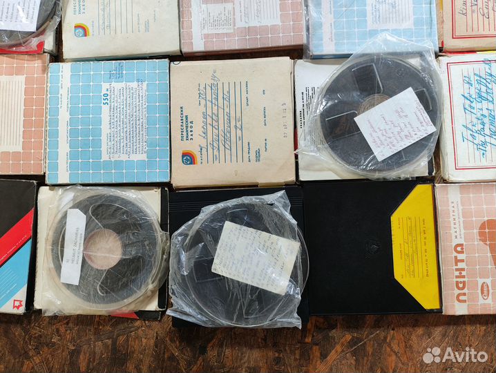 Катушки для магнитофона с записью