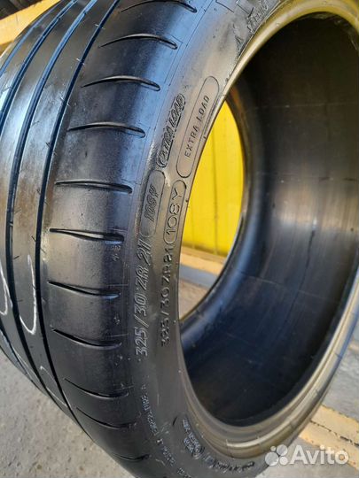 Michelin Pilot Super Sport 325/30 R21