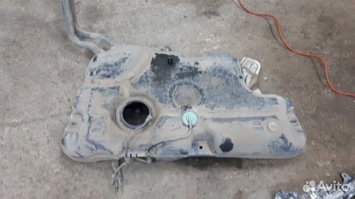 Бак топливный Renault Logan LS0G K7M 2009