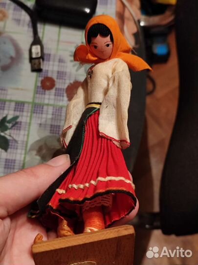 Кукла на подставке времён СССР