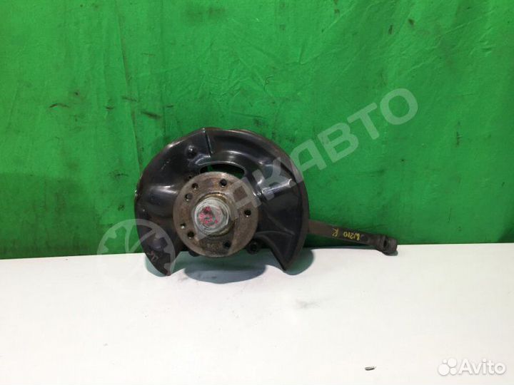 Поворотный кулак правый Mercedes-Benz E W210