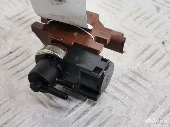 Клапан вакуумного управления Peugeot 407 2004