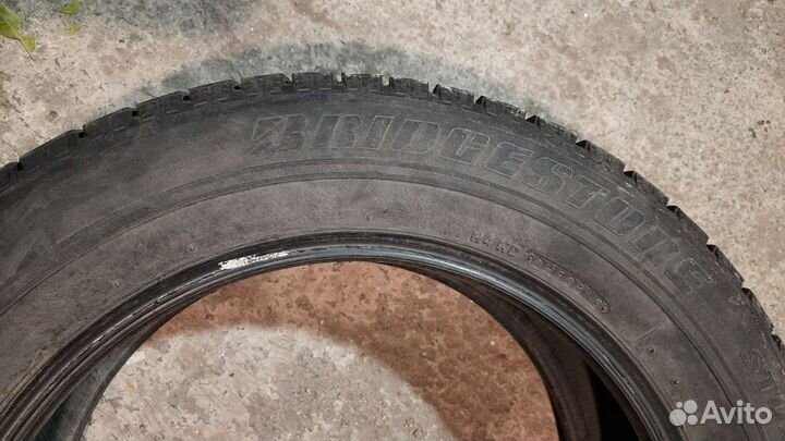 Bridgestone Blizzak Revo1 225/60 R18 100S