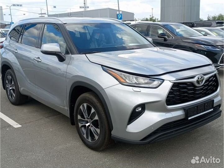 Toyota Highlander 3.5 AT, 2022