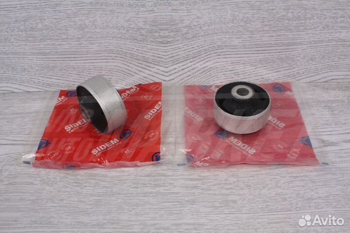 Задние сайлентблоки рычагов Audi A3 8L