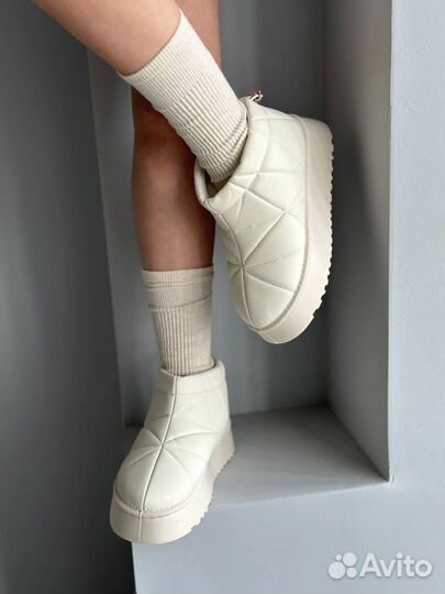 Короткие зимние дутики новые