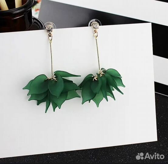 Серьги в ассортименте