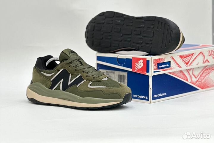 Кроссовки new balance