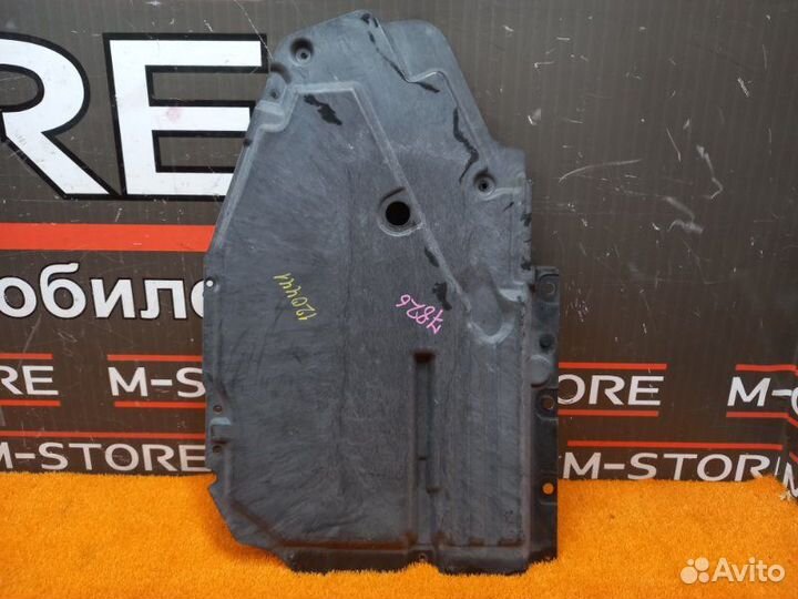 Защита днища кузова задняя правая Bmw X5 E70