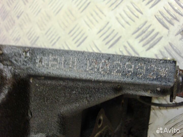 Блок цилиндров Audi A4 B7 2.0 BUL 06р103021d