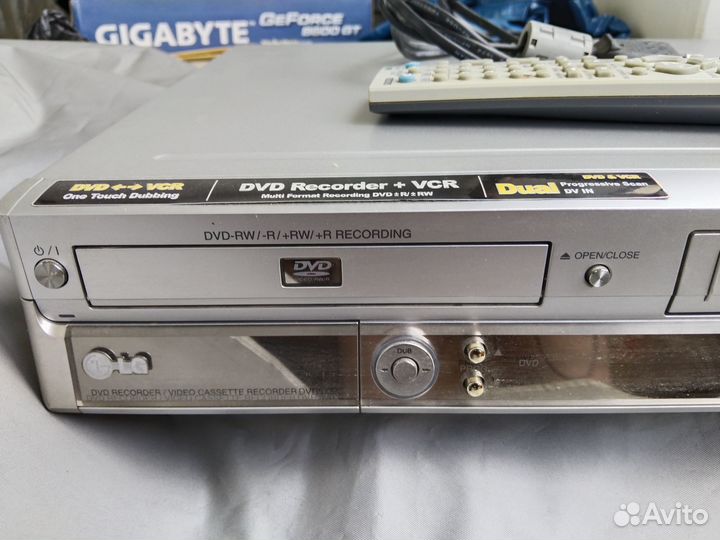 DVD рекордер - видеомагнитофон LG DVR573X