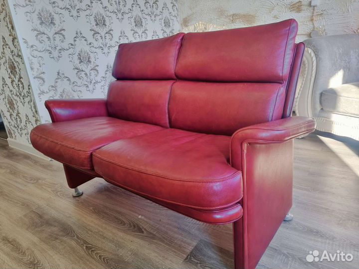 Диван mascherone кожа