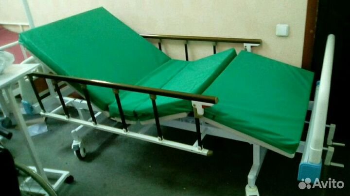 Кровать медицинская функциональная c матрасом