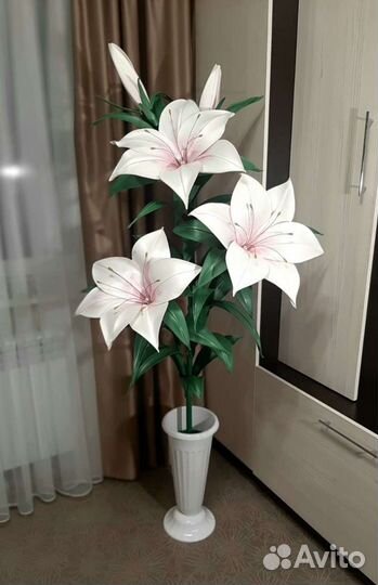 Лилия светильник. Цветы из изолона