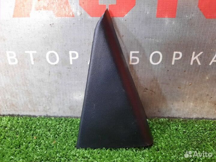 Накладка двери внутренняя задняя левая Kia Rio 3