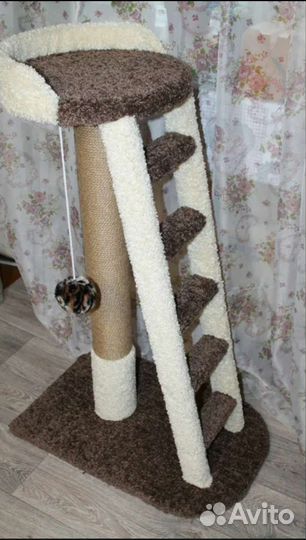 Когтеточка с лежанкой