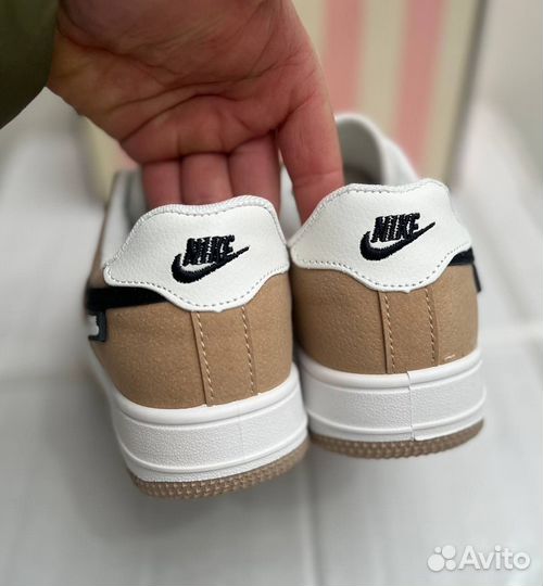 Кроссовки nike