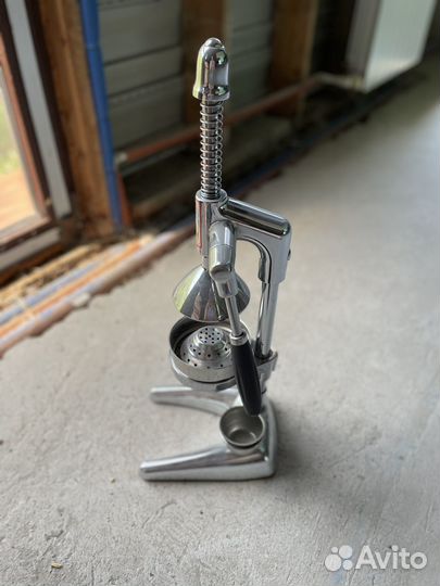 Соковыжималка пресс для граната и цитрусовых