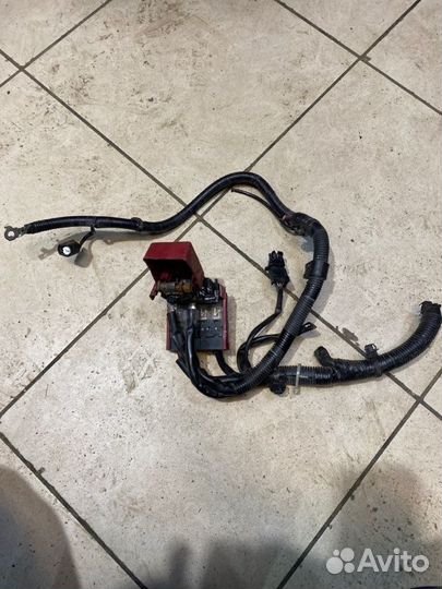 Клемма аккумулятора Mitsubishi Lancer