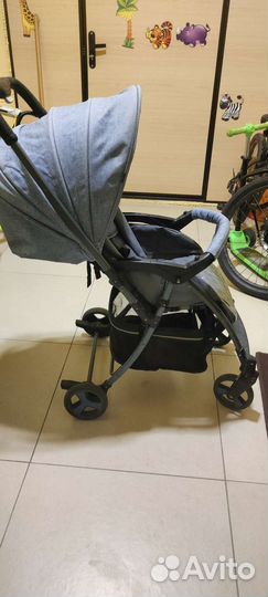 Прогулочная коляска corol