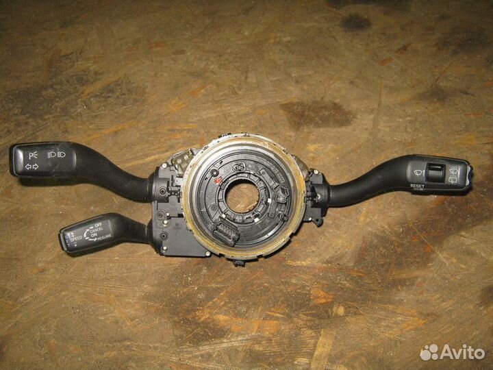 Переключатель подрулевой Audi A6 C6