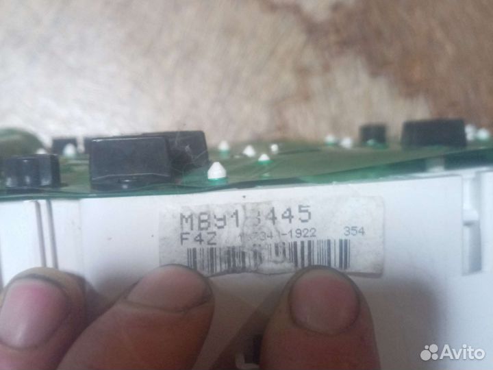 Панель щиток приборов Mitsubishi Galant 7 1.8 MT