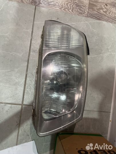 Фара правая на hyundai accent