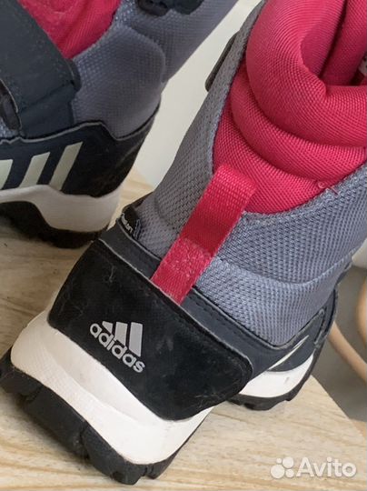 Зимние ботинки Adidas