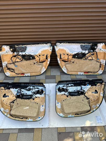 Карты дверей в сборе Mercedes W222 комплект