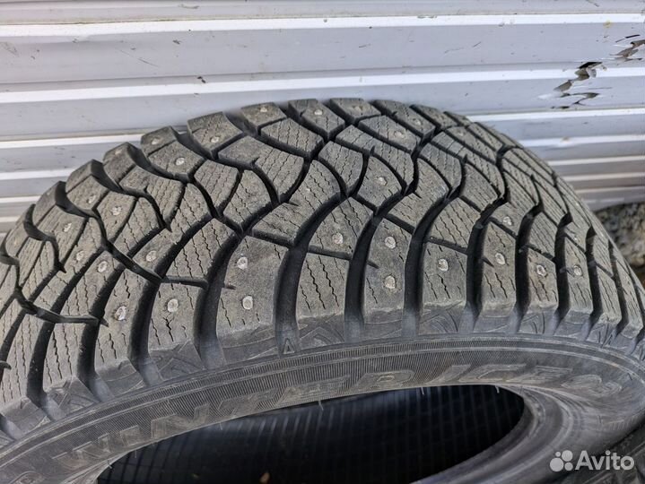Dunlop SP Winter Ice 03 185/60 R15 88T