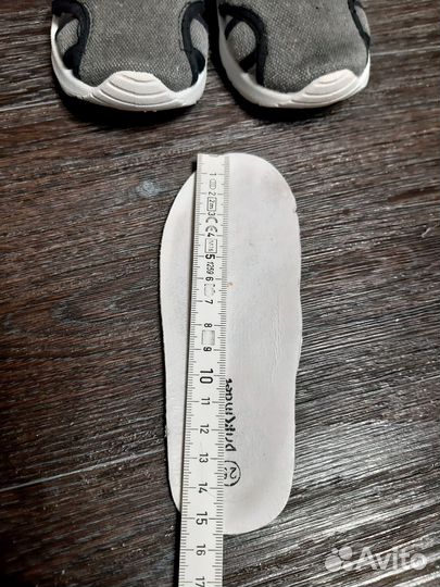 Сандалии для мальчика 25