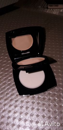 Пудра кремовая Avon
