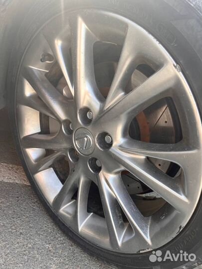 Колеса Лексус