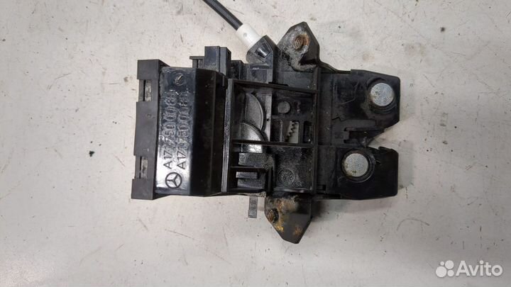 Замок багажника Mercedes CLK W209