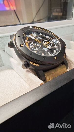 Officine Panerai Luminor Submersible Forze