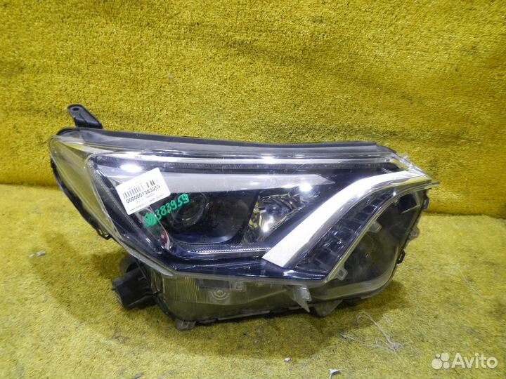 Фара правая Toyota RAV4