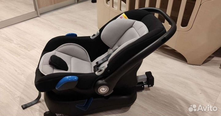 Автолюлька Tutis Avionaut + база isofix