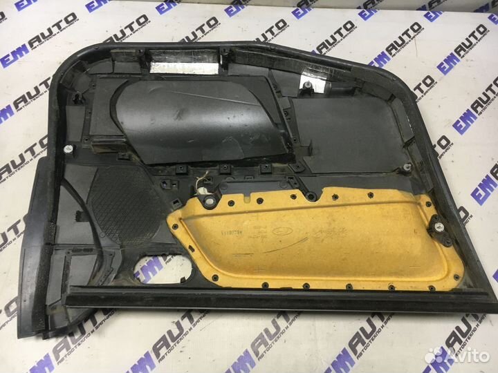 Обшивка двери передней правой Форд Фьюжен